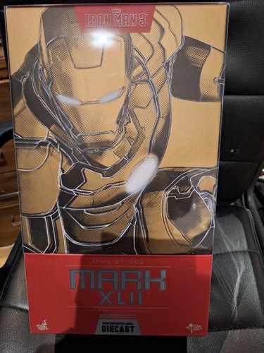Hot toys marvel iron man - toys,