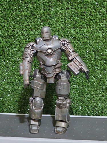 Hasbro marvel iron man - mark, 1