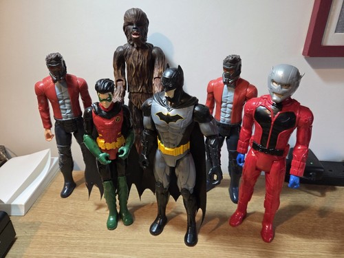 Action figure bundle - figure,